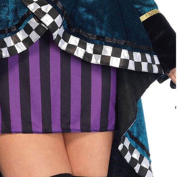 ✨Woman’s 5piece Large mad hatter costume set *NWT* - Picture 7 of 7